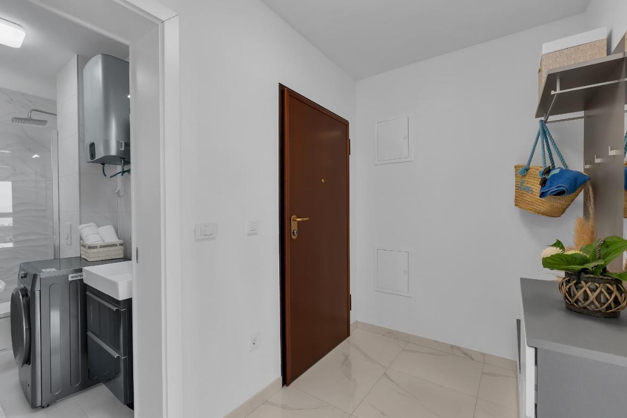 Apartment Navis, Sea View Makarská Exteriér fotografie